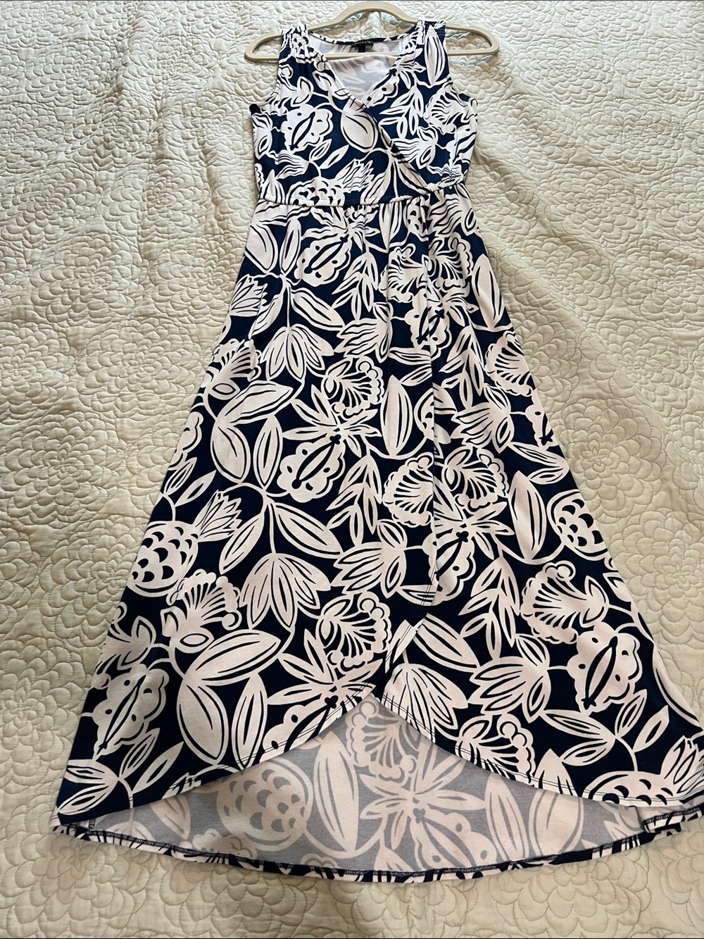 Talbots Navy and White Floral Sleeveless Maxi Dress